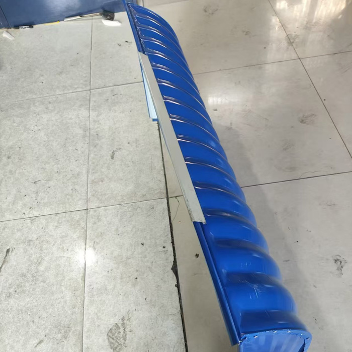 彩钢雨搭